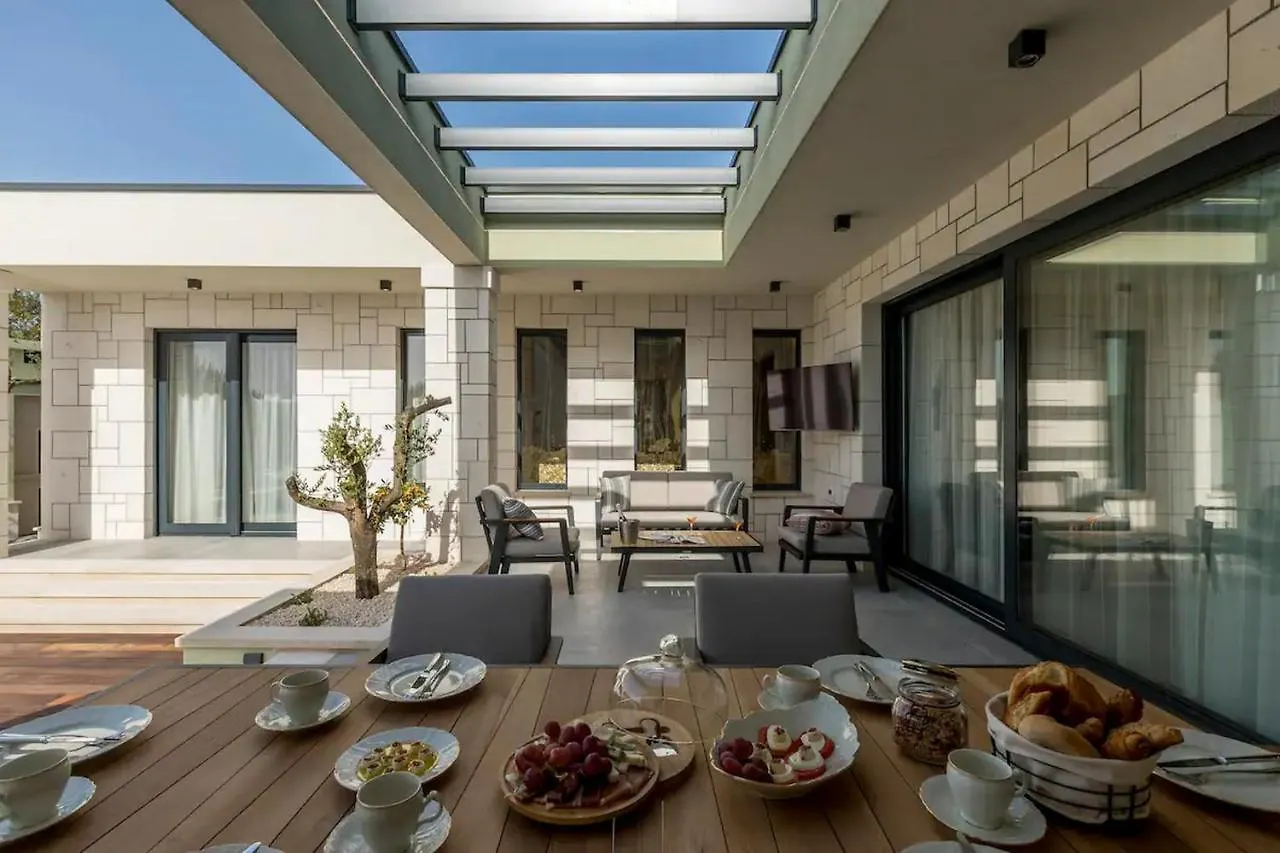 Maglica Exclusive Residence Kastela
