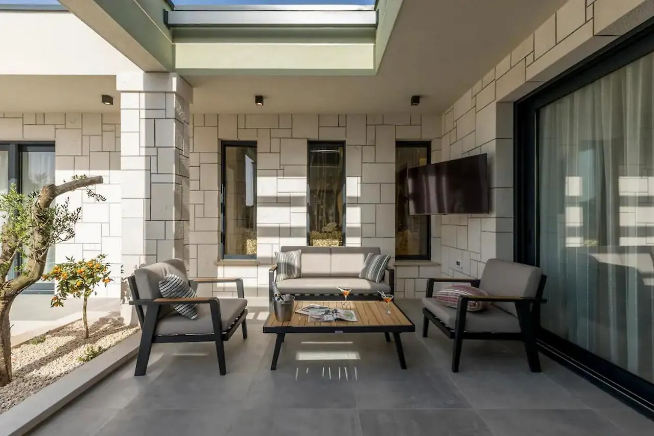Villa Maglica Exclusive Residence Kastela